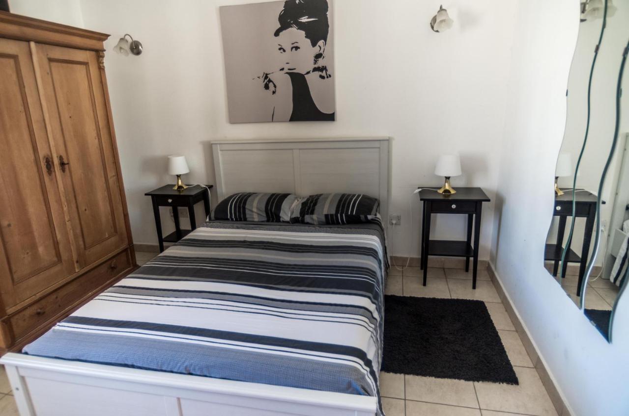 Simons Apartments Minutes Away From Balluta Bay And St Julians Σλιέμα Εξωτερικό φωτογραφία